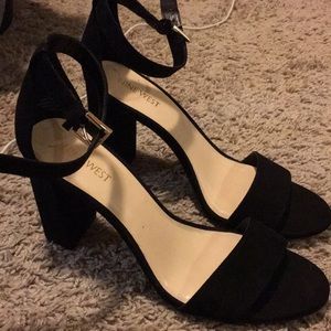 Black Nine West heels